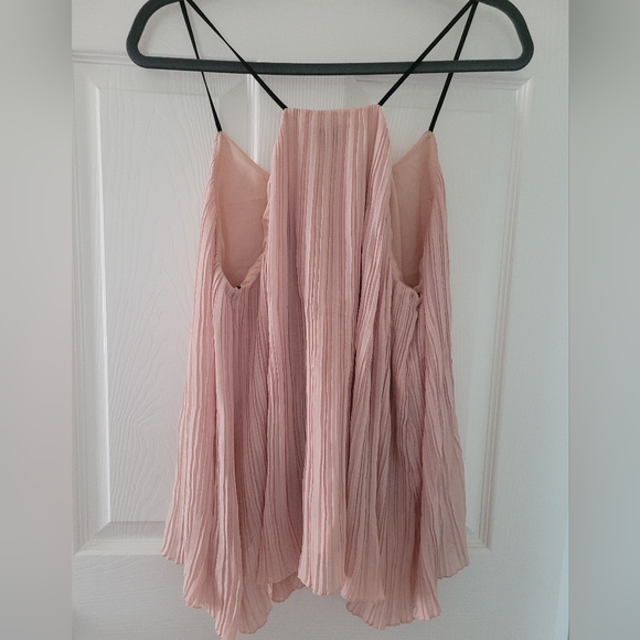 H&M Tank Top - Picture 3 of 3